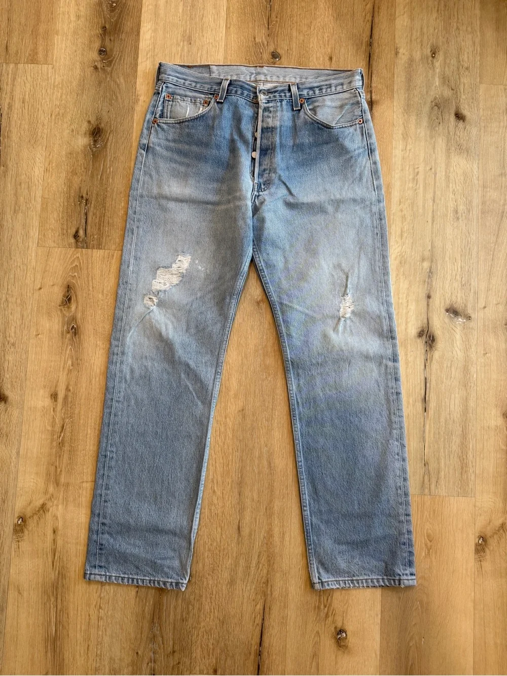 Vintage Levi's 501XX Made in USA 555 Valencia St 2001 Red Tag 35x34 Fit W33 L30